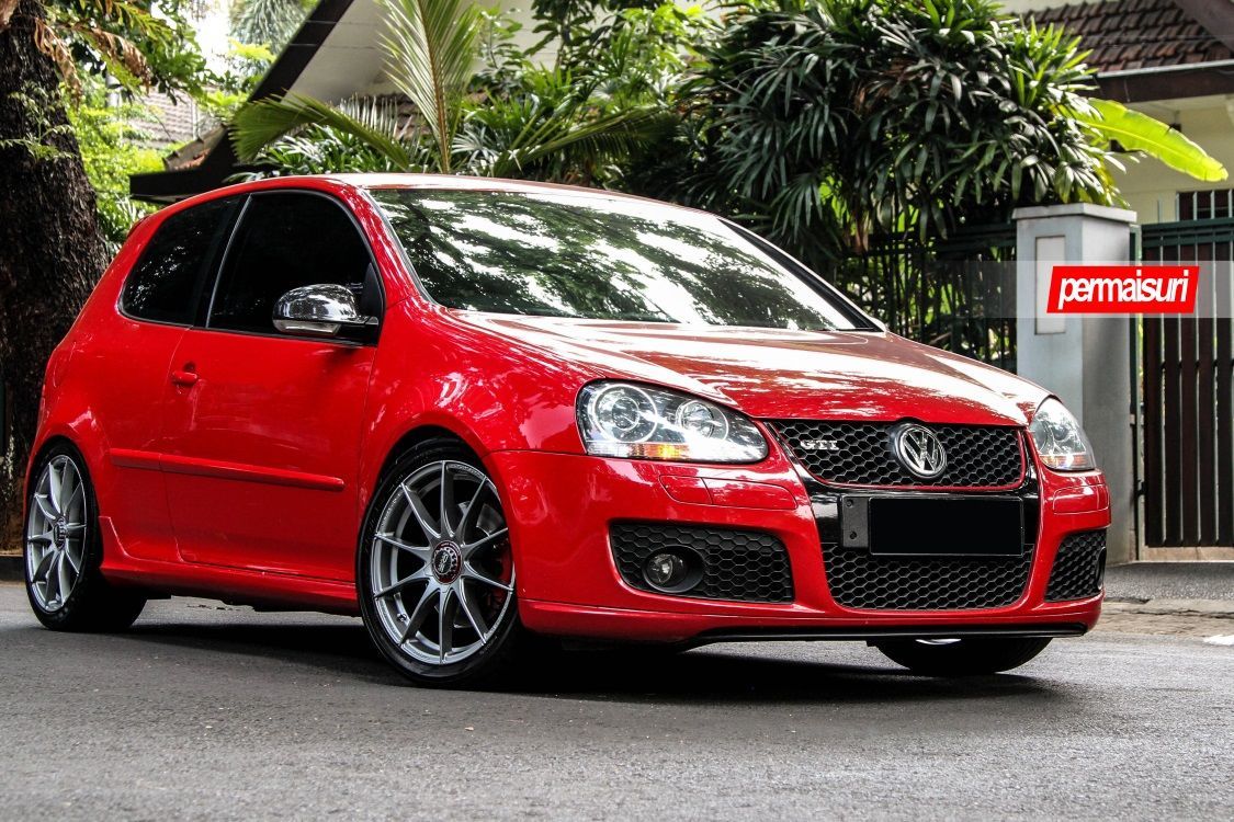 Light Weight Alloy Wheels Sports Cars Pictures And Video Oz Racing