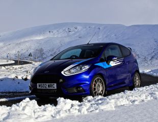 oz-racing-leggenda-grigio-corsa-bright-ford-fiesta-msport-1.jpg