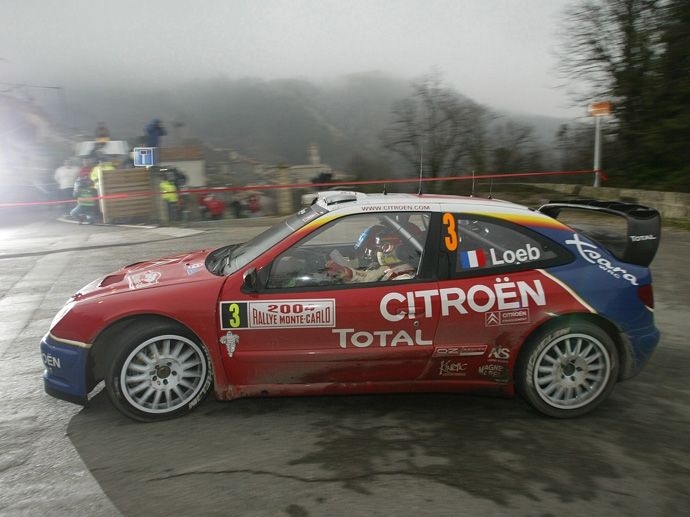 2004. WRC Drivers' Title Sébastien Loeb Citroën Xsara WRC 2004. WRC Manufacturers' Title Citroën Xsara WRC