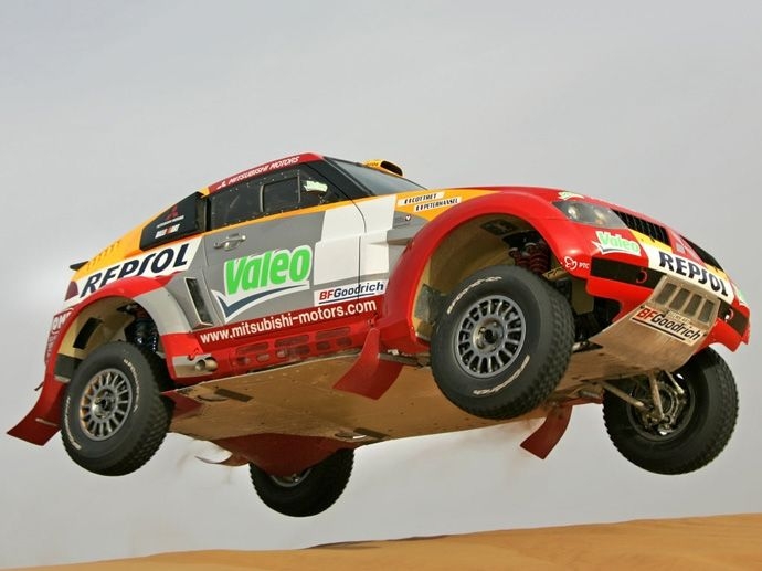 2007. Rally Raid Dakar's Title Stéphane PeterhanselFrancia Jean-Paul Cottret Mitsubishi Pajero Evolution