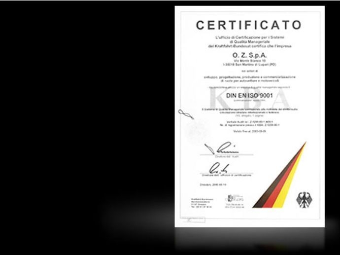 1998. OZ obtained ISO 9001 Certification, issued by the German KBA board; the first Italian company with this certification across its’ entire production cycle.